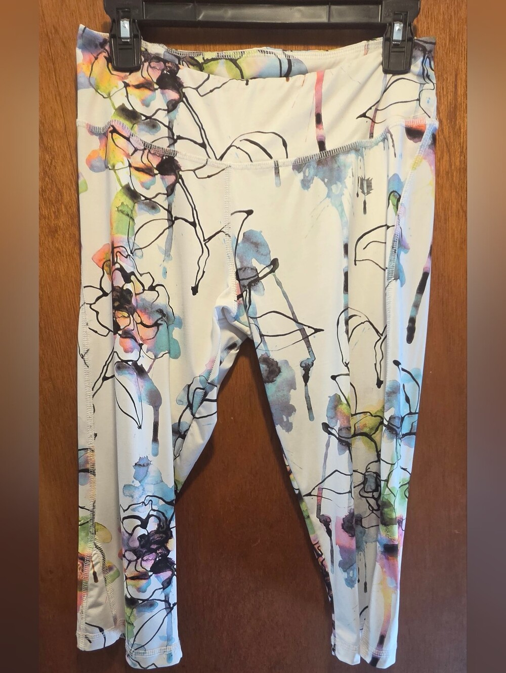 EleVen by Venus Williams Capri Leggings Multicolor Watercolor Floral Print SzM